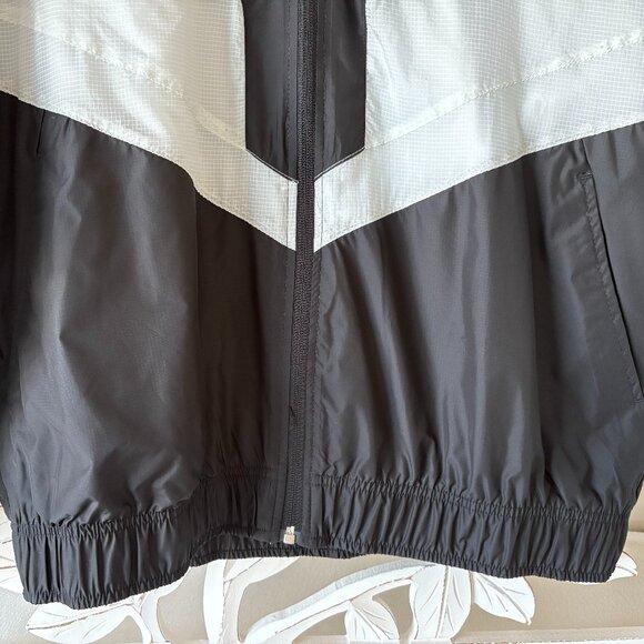 Nike Two Tone Windbreaker - Picture 3 of 9